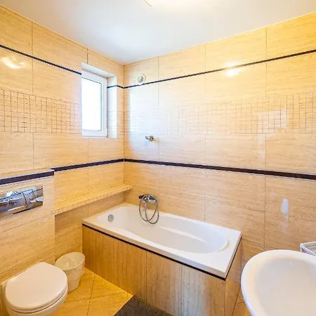 Проживание в семье Goscinne Dominika *