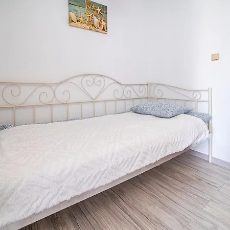 Goscinne Dominika * Ястарня