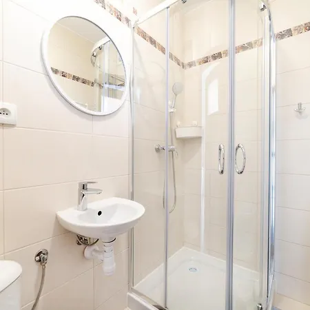 Goscinne Dominika Ястарня